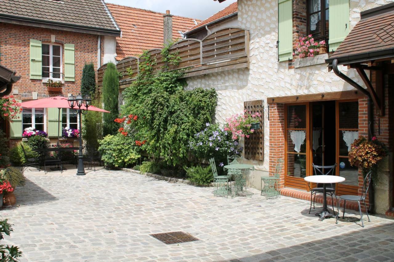 Chambres D'Hotes : La Cour D'Etrepy Le Mesnil-sur-Oger Exterior foto